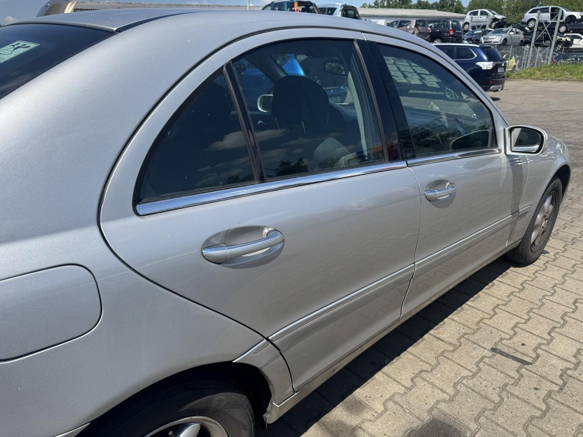 Mercedes C Klasse W203 original T&uuml;r hinten rechts 744 Brillantsilber Limousine Rohbau Bj.2001